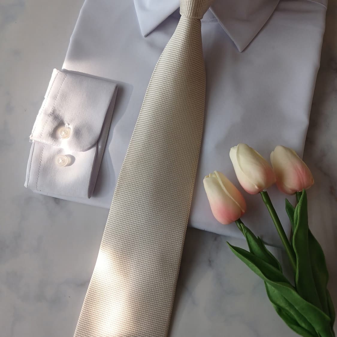 MCM 실크 아이보리 솔리드 텍스처 넥타이 9cm A+등급 A19323
 상품이미지7