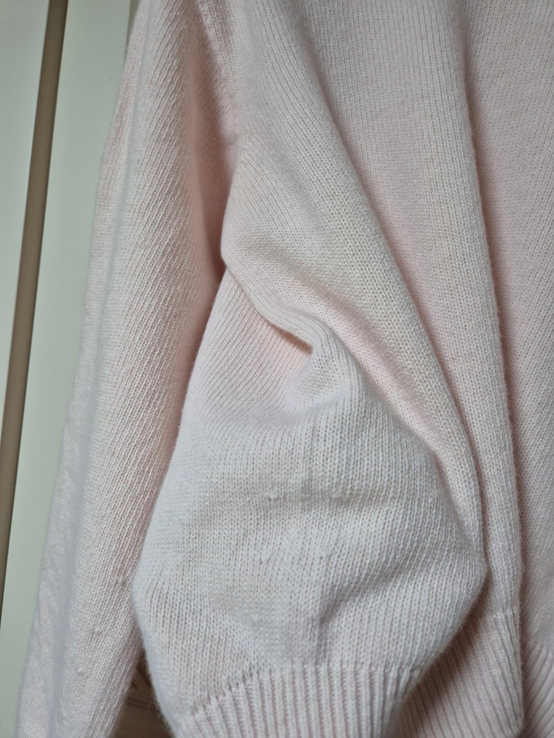 드보네(D'BONE) 캐시미어 혼방 홀가먼트 니트(25FW) 상품이미지5