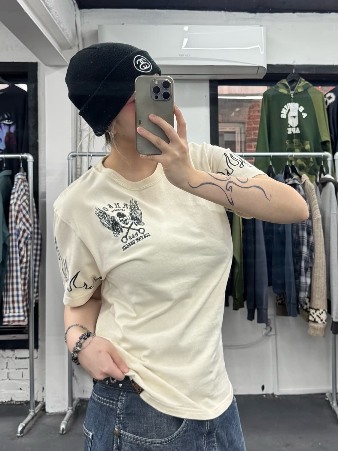 밴슨 레더 플레임 로고 티셔츠 상품이미지3