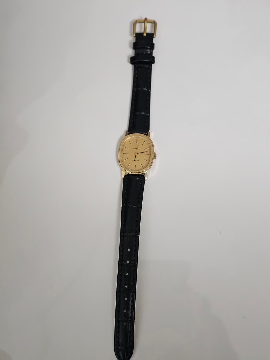 정품 빈티지 오메가 드빌 엘립스 가죽 수동시계 팝니다
 상품이미지3