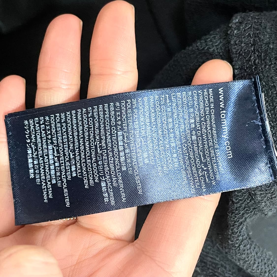 타미힐피거데님 블랙 맨투맨 여성XL 상품이미지4