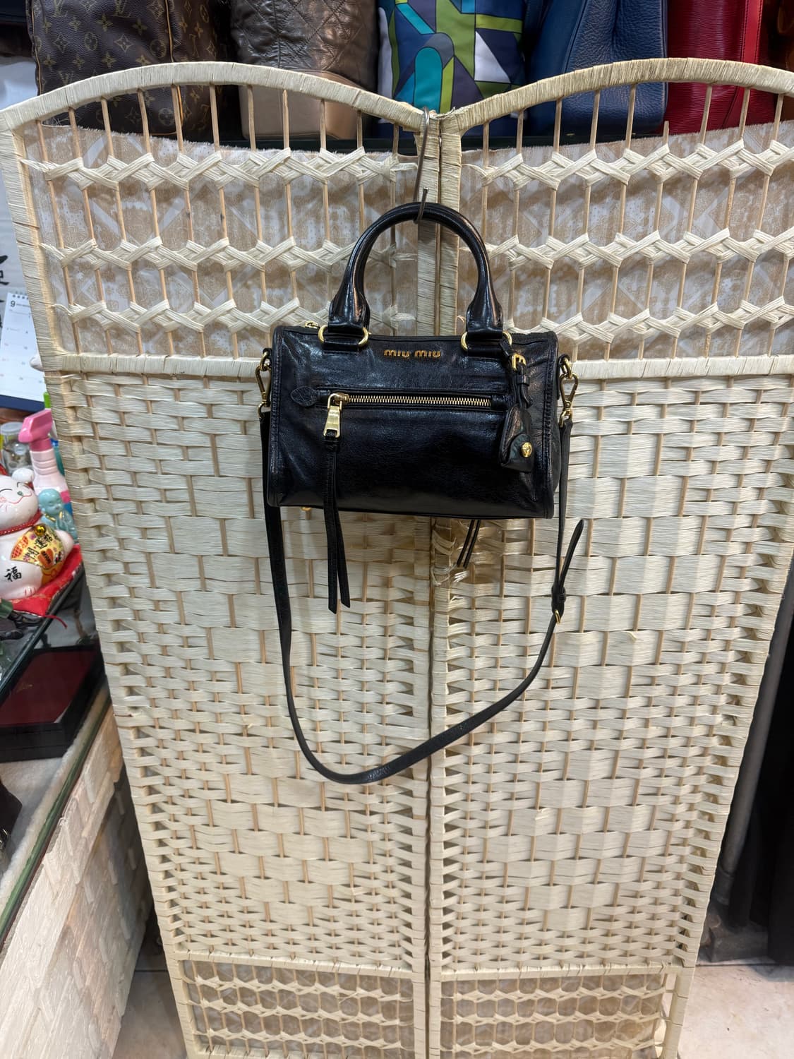 정품 미우미우 비텔로 샤인 미니 모터백 팝니다 상품이미지1