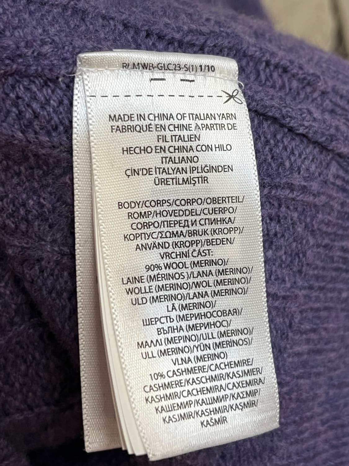 폴로 랄프로렌 메리노 울 브이넥 스웨터 상품이미지5