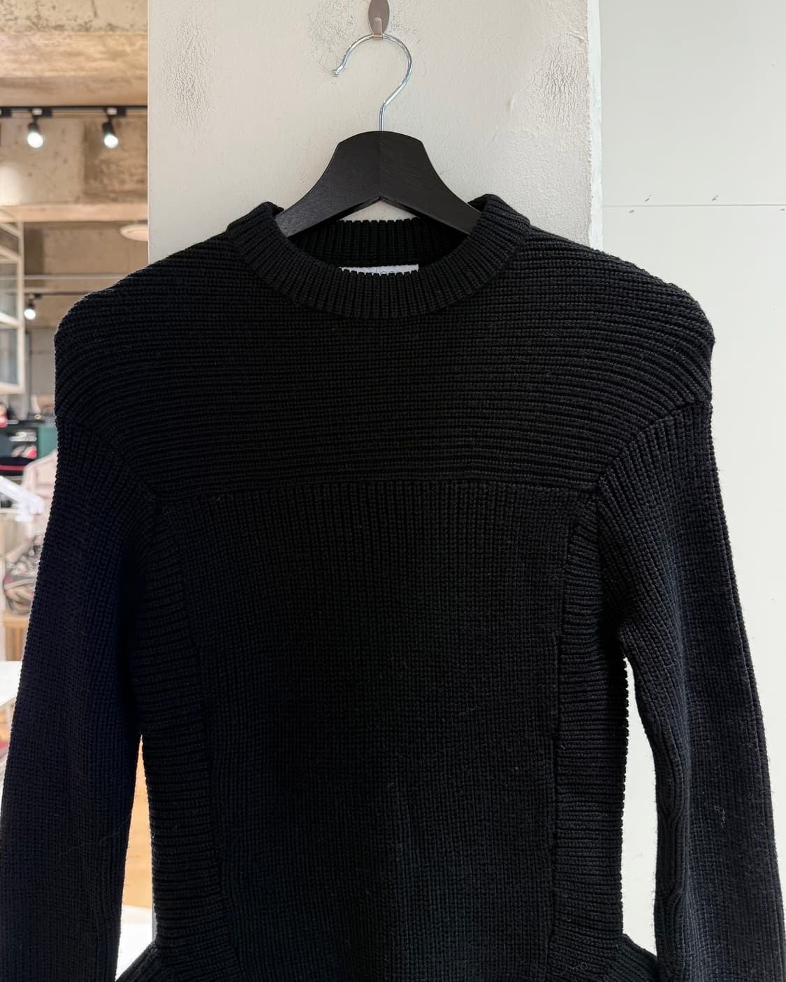 rdm 블랙 라운드 울 니트  상품이미지3