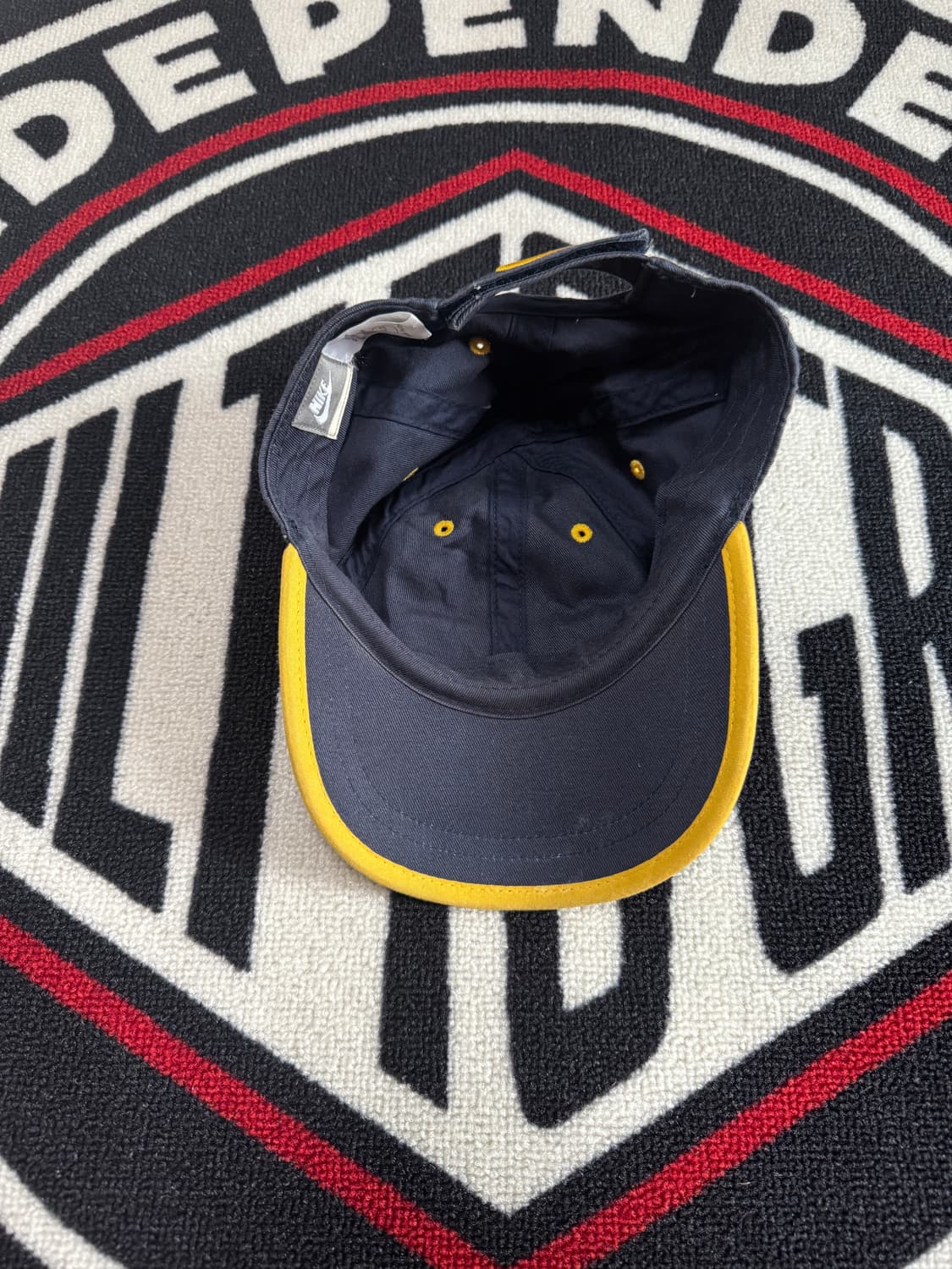 나이키 스펠 아웃 로고 차일드 벨크로 백 캡 네이비 옐로우 상품이미지5