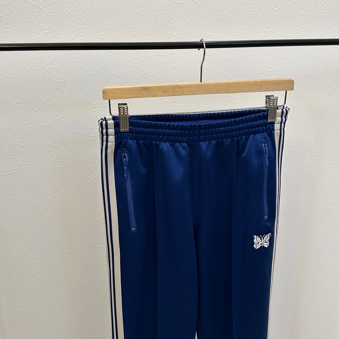 니들스 트랙팬츠 로얄블루  상품이미지3