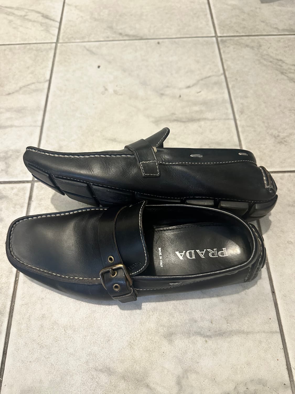 프라다 버클 로퍼 상품이미지2