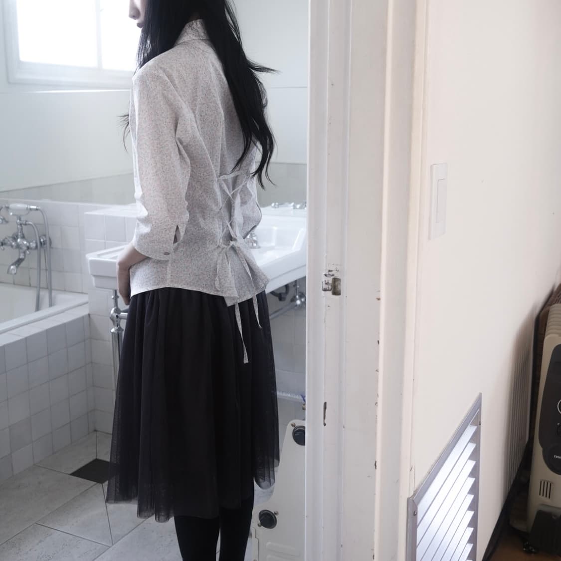 인앤양하모니 Corset shirt, flower 상품이미지3