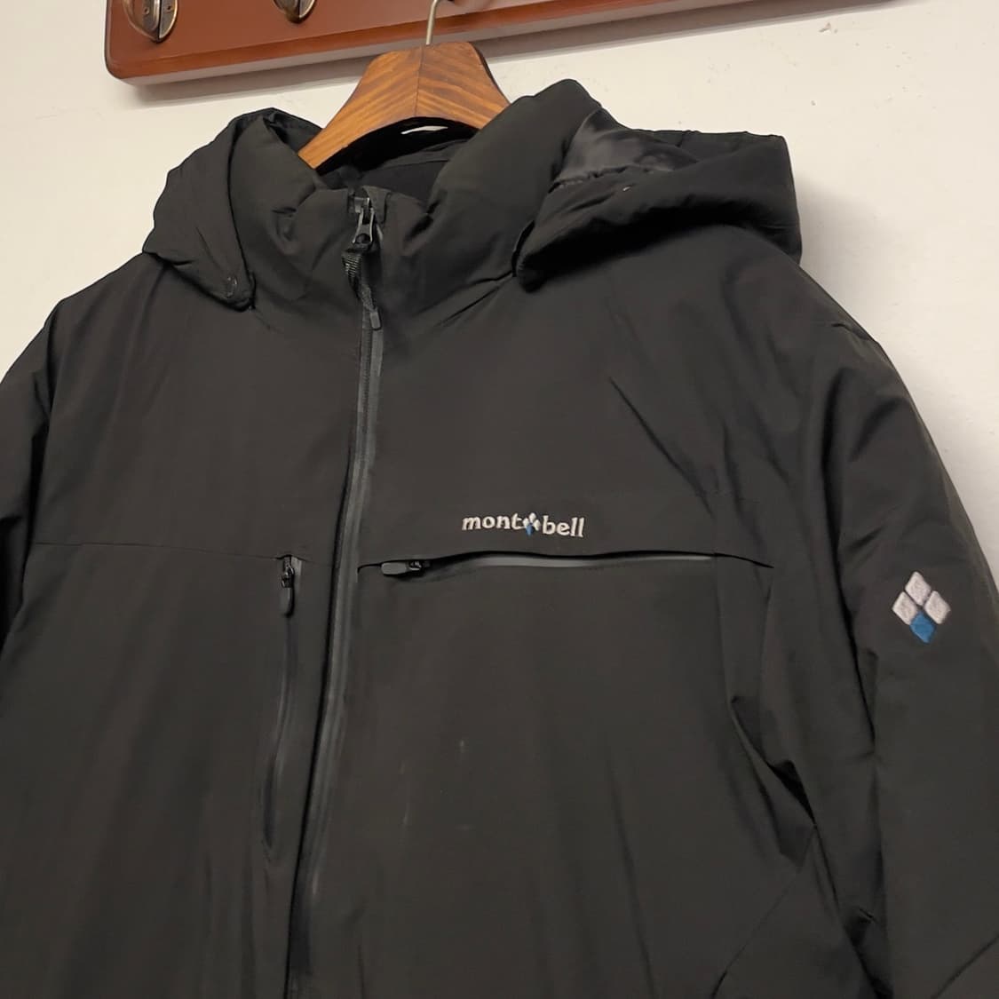 몽벨 2 layer 블랙 패딩 자켓   상품이미지2