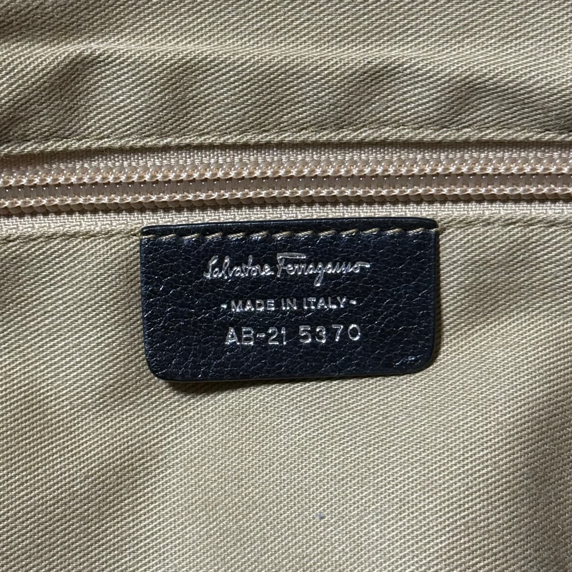 페레가모 간치니 숄더백 상품이미지10