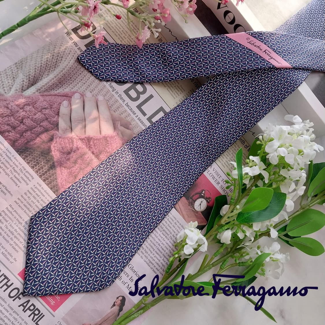 페라가모 실크 네이비 바람개비 패턴 넥타이 8.9cm A+등급 K1704 상품이미지1