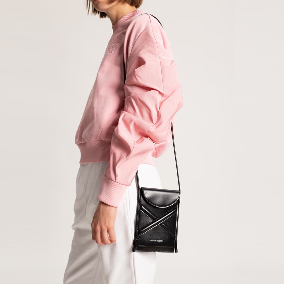 새상품 알렉산더 맥퀸 커브 마이크로백 크로스백 폰백 상품이미지4