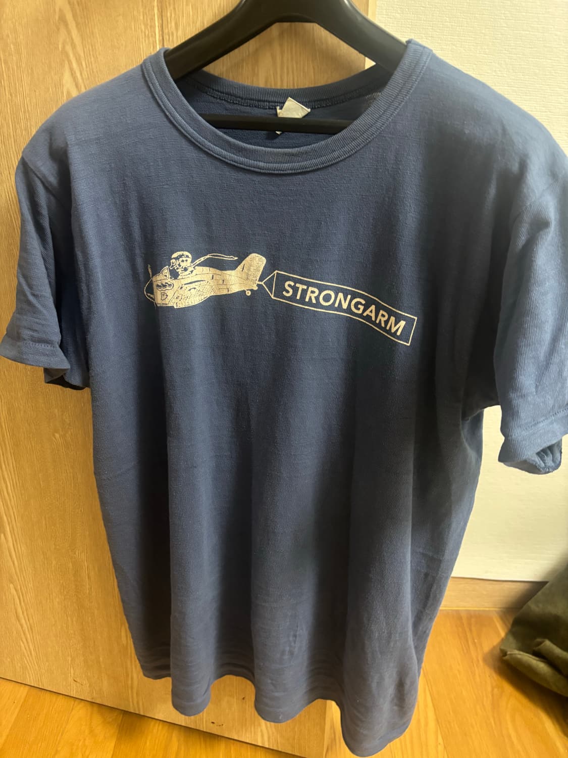 웨어하우스 X 존글럭코 티셔츠 L 사이즈 판매합니다. 상품이미지2