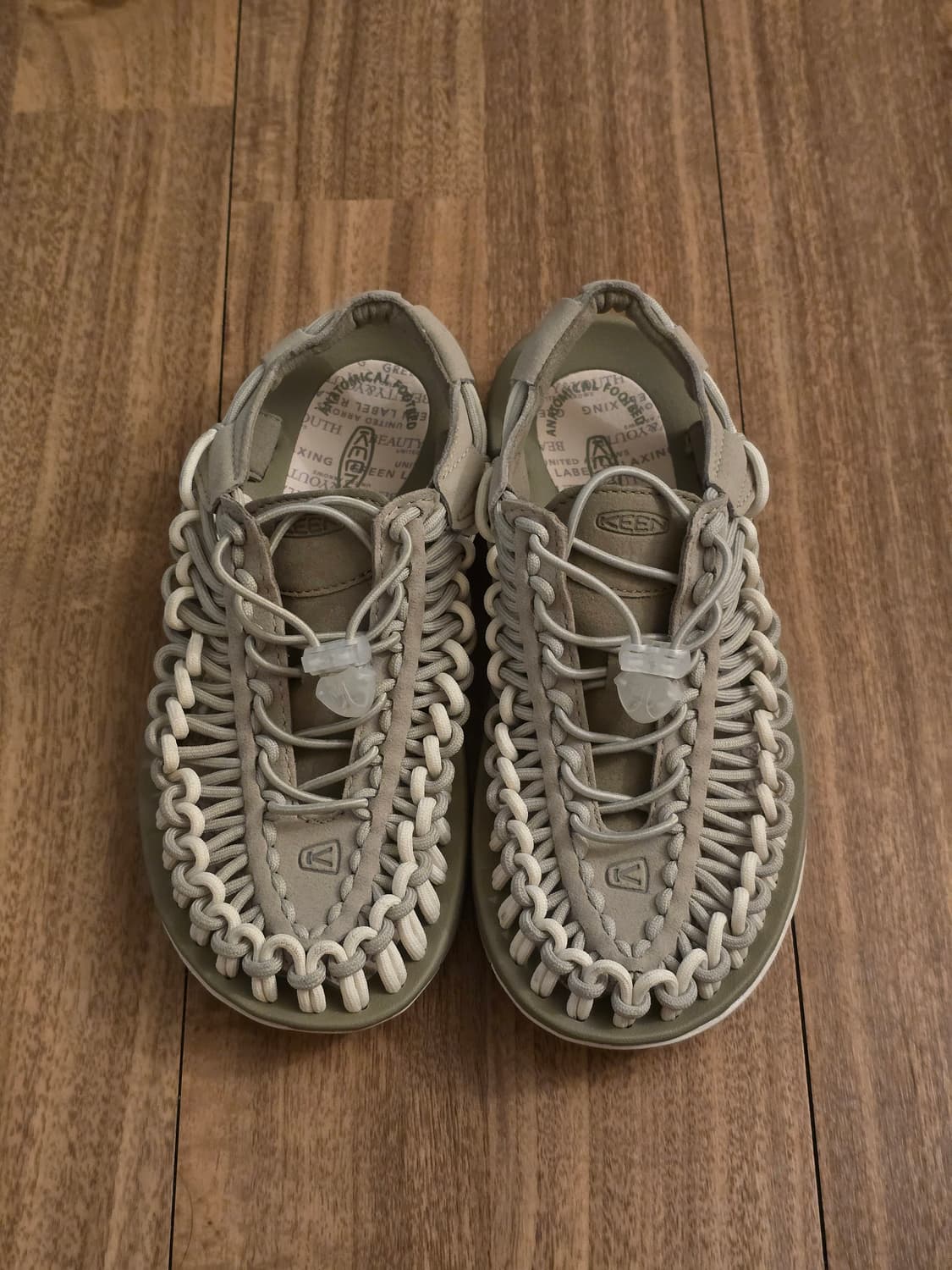 KEEN 킨 유니크 샌들 225 상품이미지3