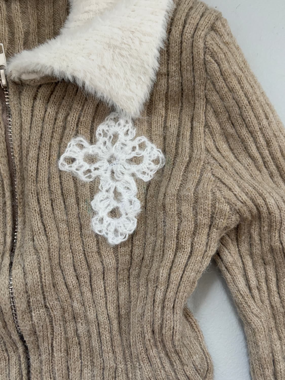 hurtremake Cross-Patch Cardigan Zip-Up 상품이미지3