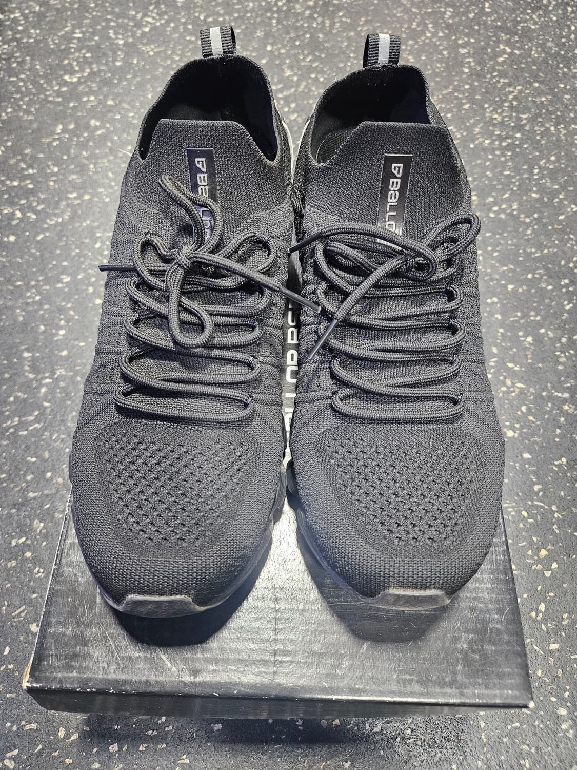 밸롭 티바트 1.0 올블랙 265mm 상품이미지2