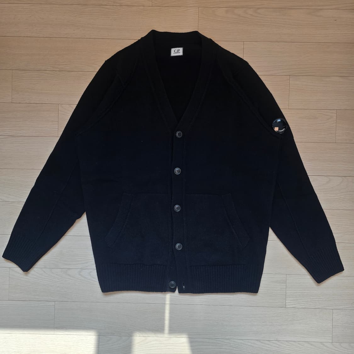 CP컴퍼니 울 가디건 상품이미지1