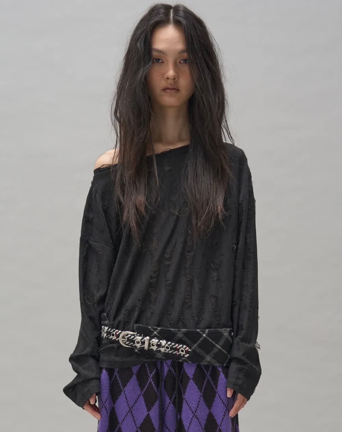 솜속 SOMSOC 오프숄더 니트 devon destroyed knit 상품이미지1