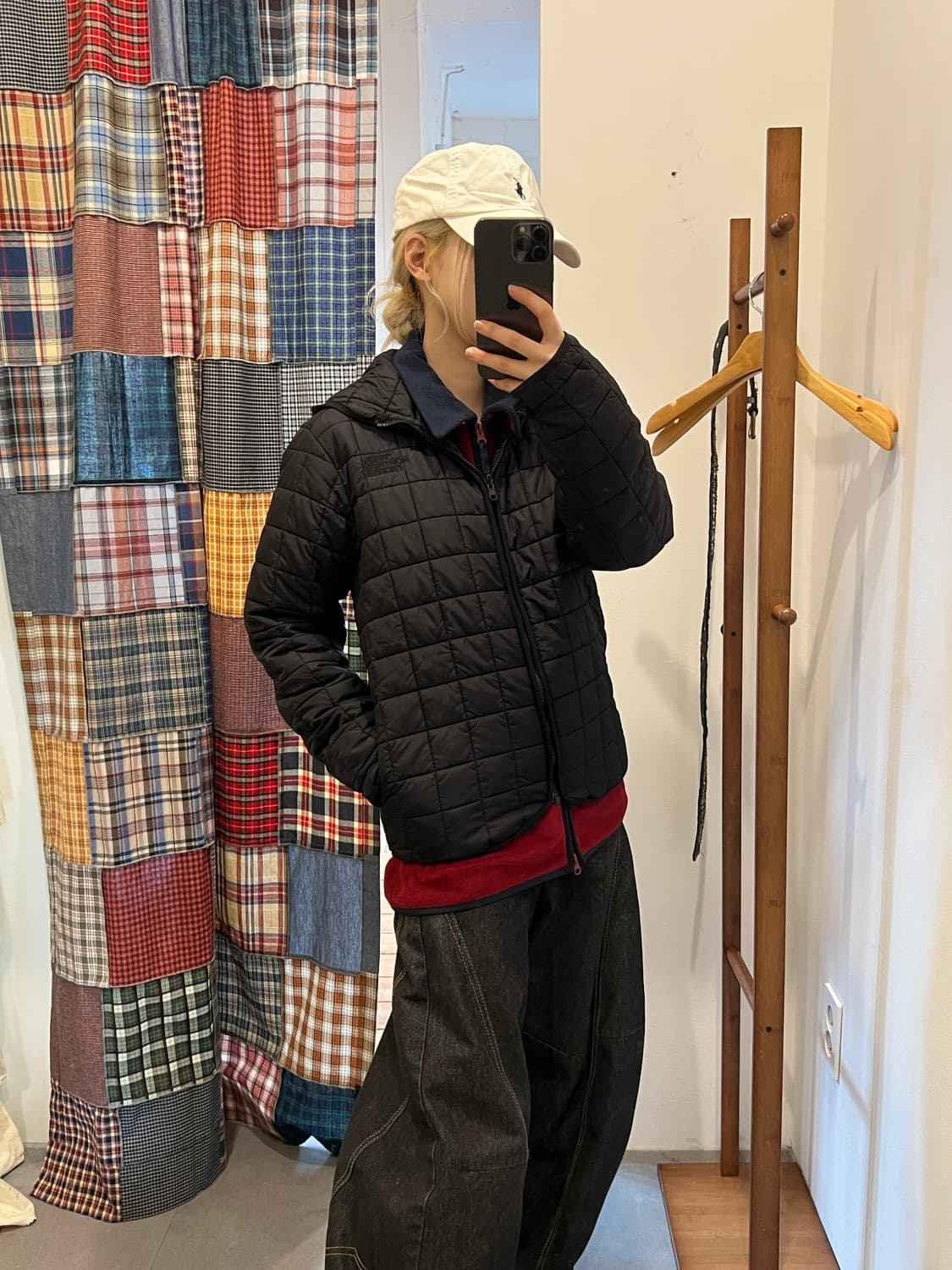 노스페이스 블랙 경량패딩 상품이미지6