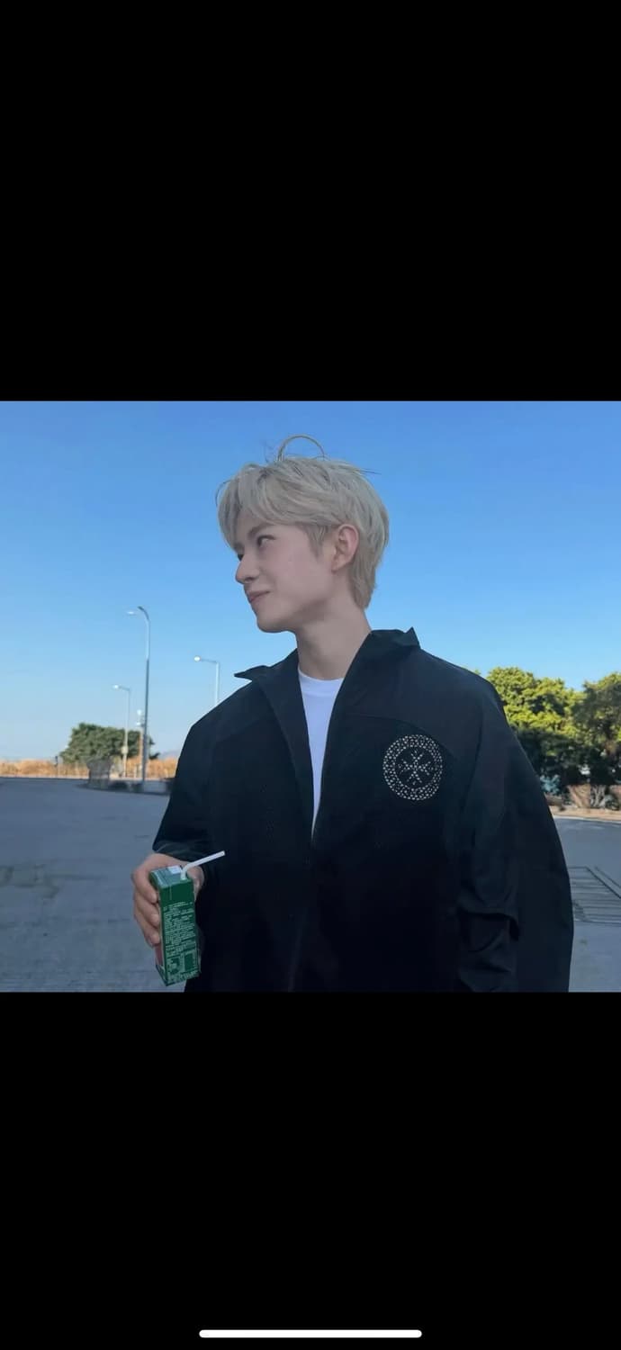 펀치드렁크파티즈 바람막이 1사이즈 유우시손민수 상품이미지2