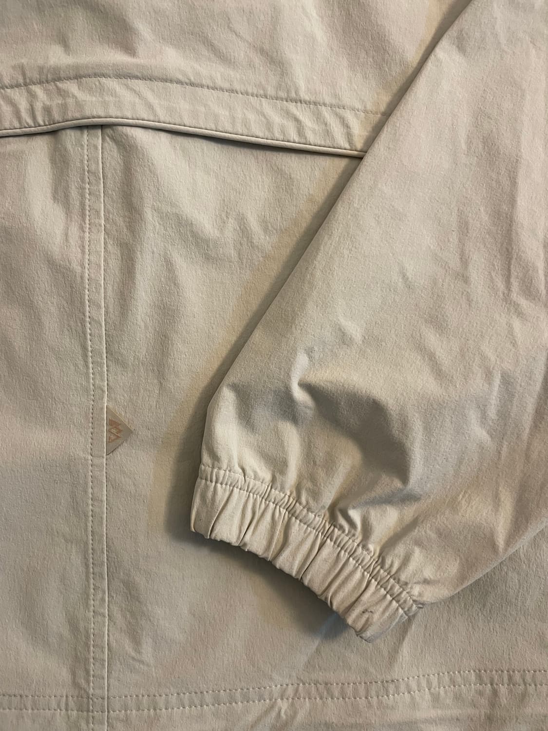 아이더 바람막이 상품이미지8