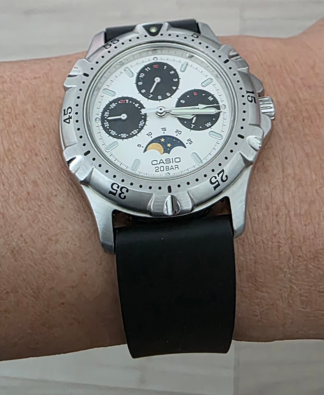 카시오 (CASIO) 마린 트리플 캘린더 문페이스 다이버 새치시계 상품이미지3