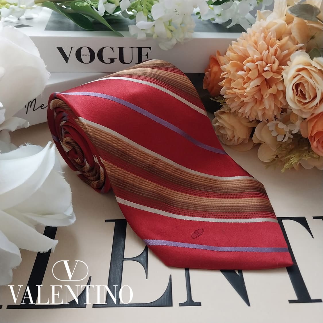 발렌티노 실크 레드 스트라이프 넥타이 9.6cm A등급 K1618
 상품이미지1