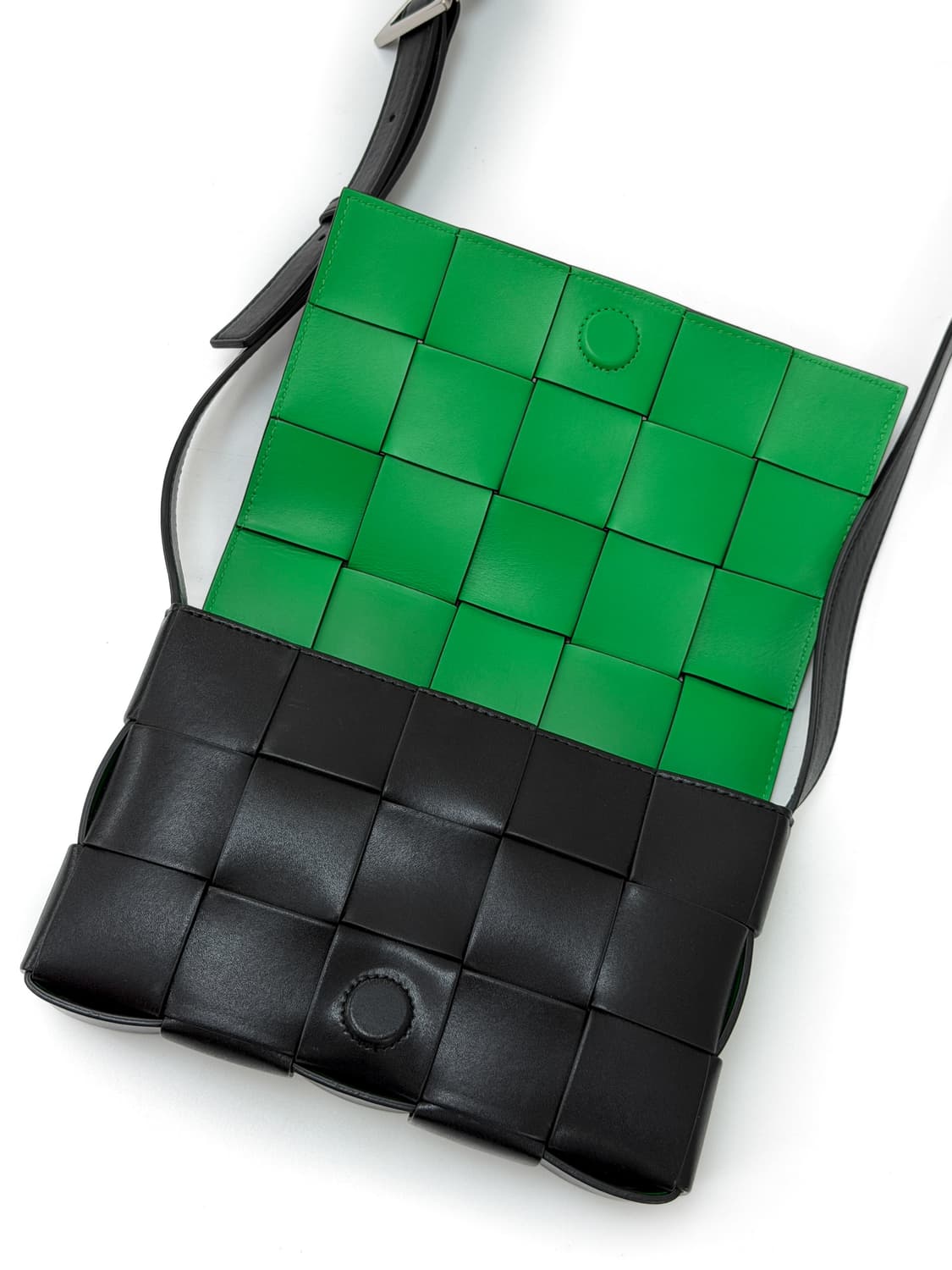 보테가베네타 패러킷 투톤 카세트 백 상품이미지6