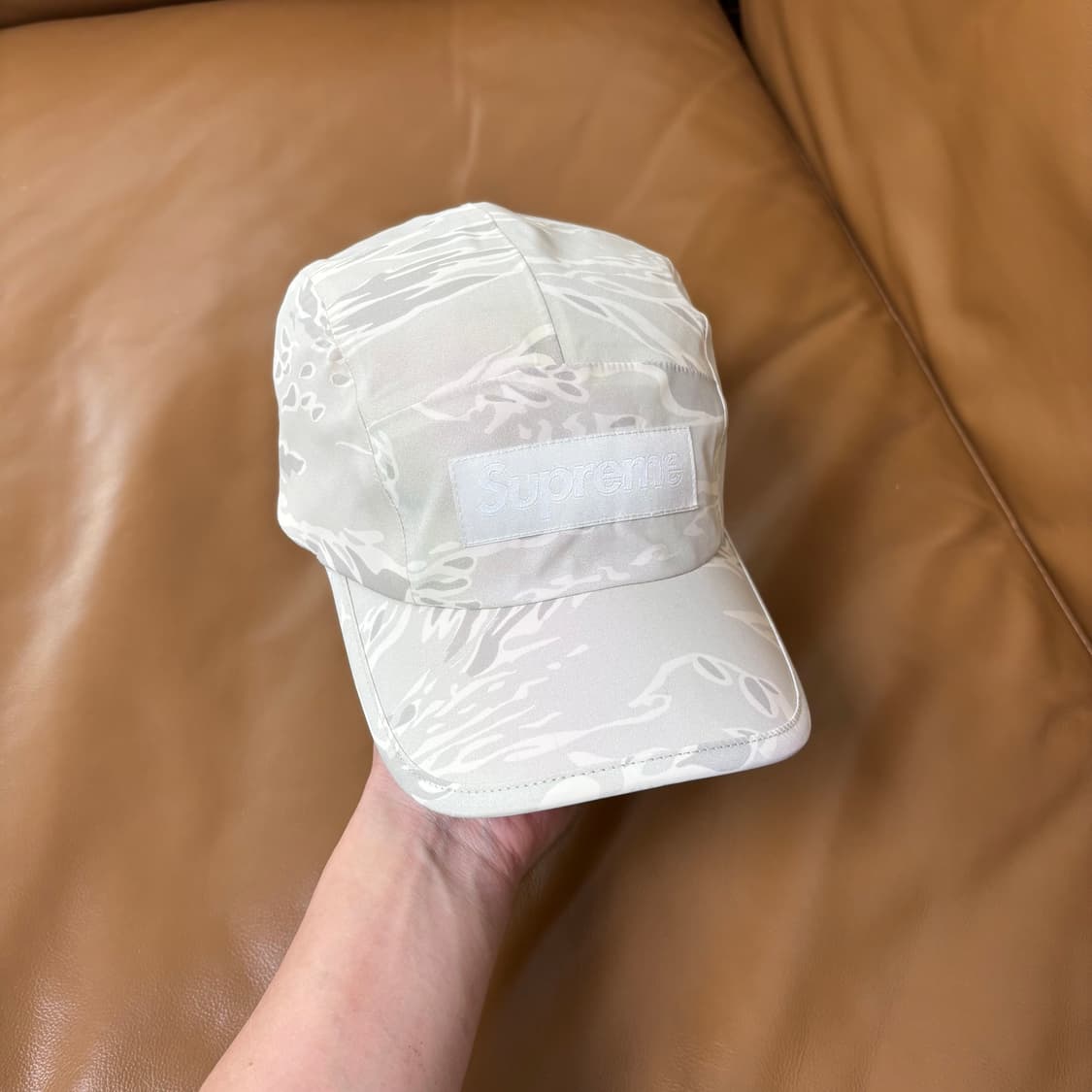 슈프림 캠프캡 모자 리플렉티브 타이거 카모 화이트 상품이미지2