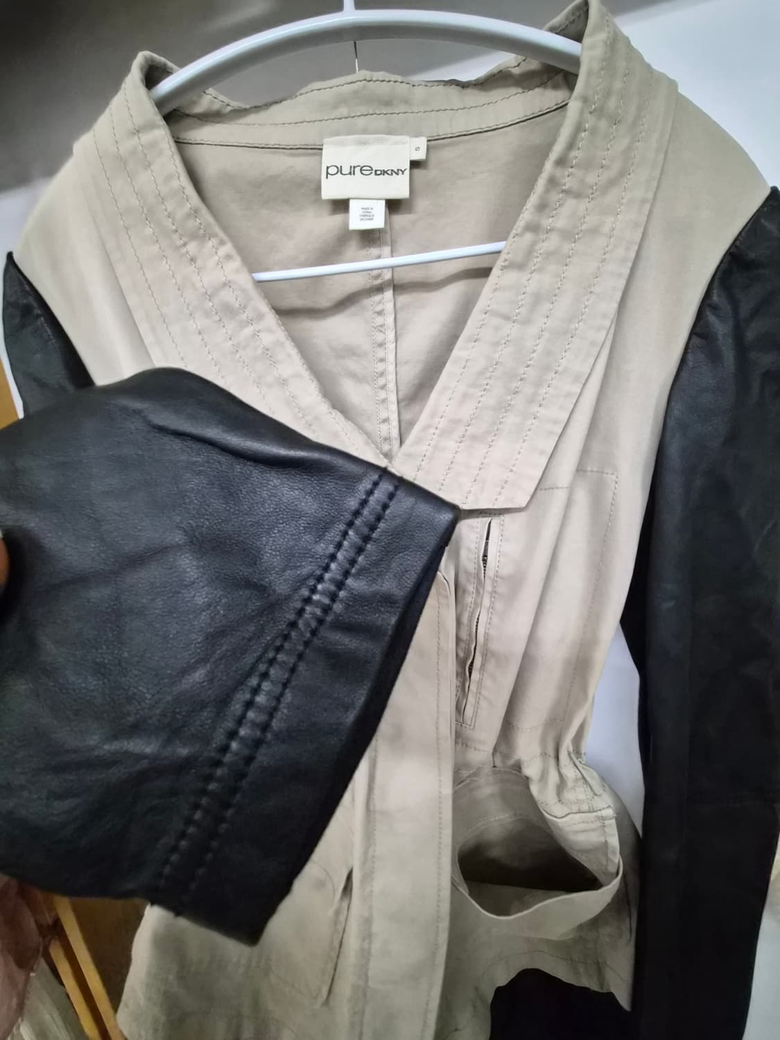 DKNY 가죽 트리밍 스판 자켓 상품이미지4