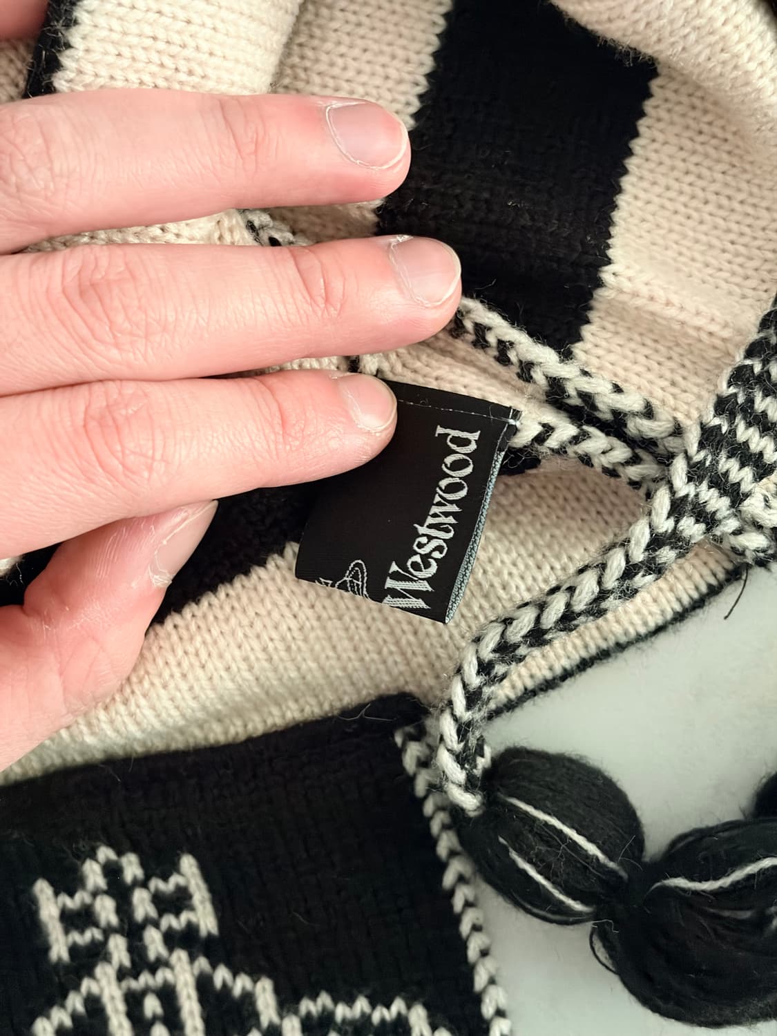 비비안웨스트우드 이어플랩 상품이미지3