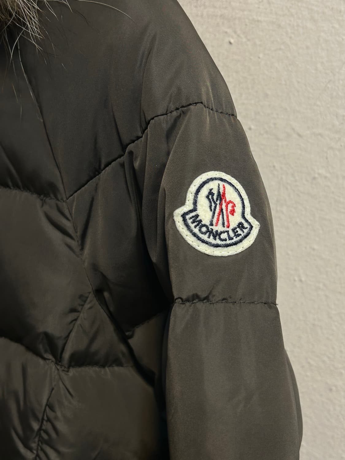 몽클레어 라쿤 퍼 다운 롱 패 상품이미지4