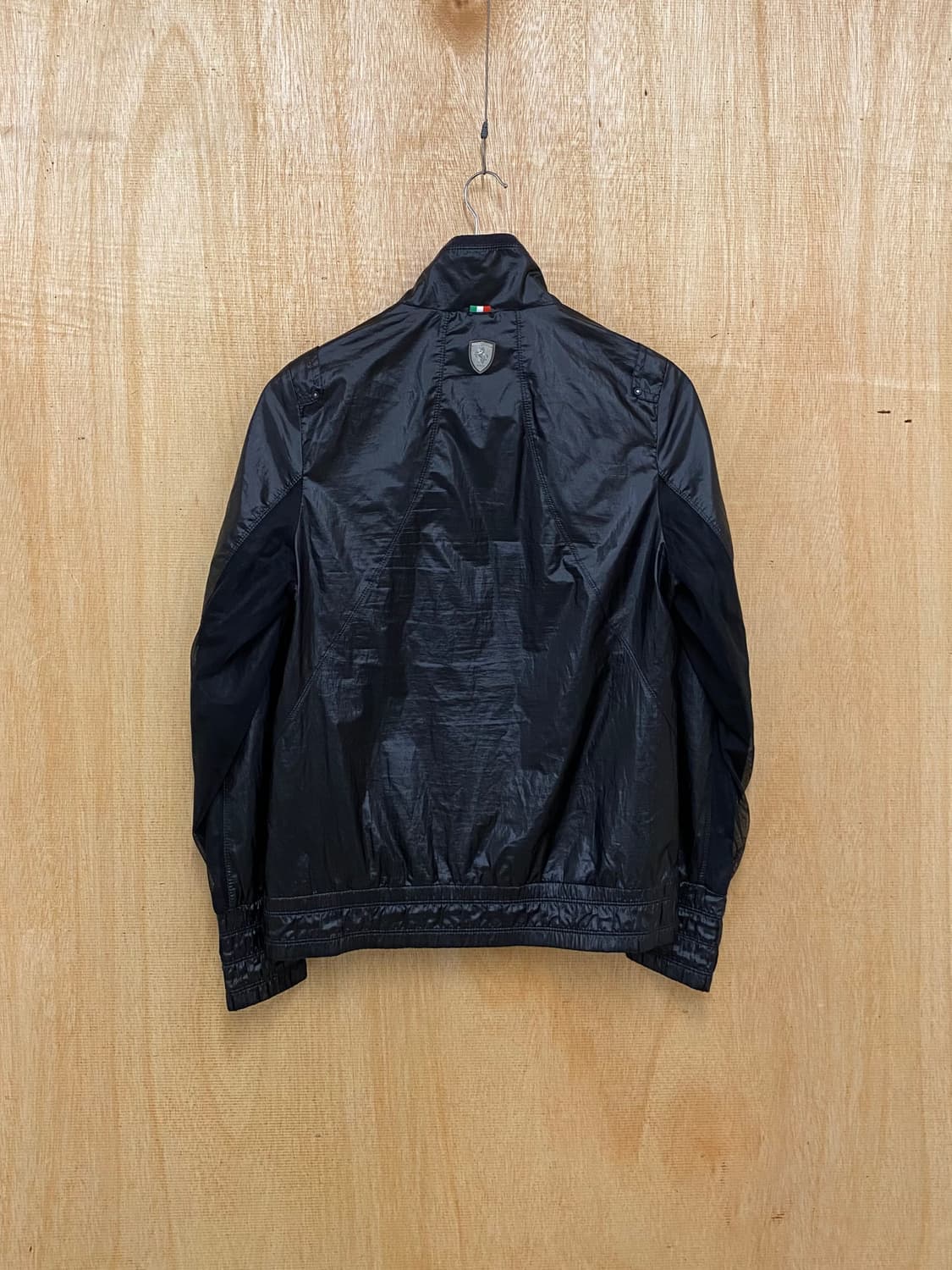 PUMA x FERRARI wind breaker 퓨마 페라리 바람막이 상품이미지2