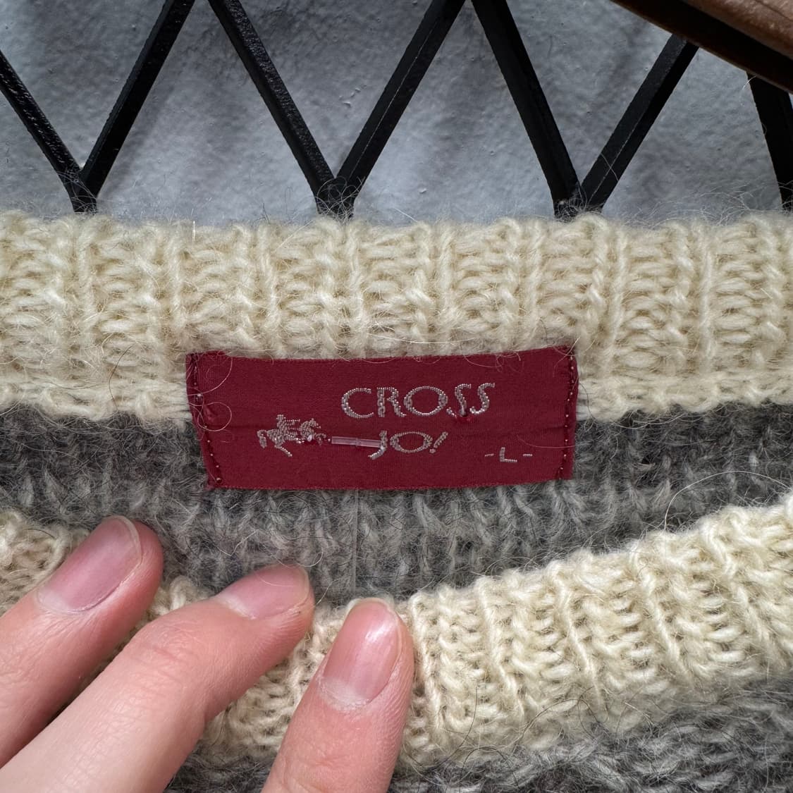 90s JPN VINTAGE 스트라이프 패턴 니트 그레이 아이보리 배색 상품이미지5