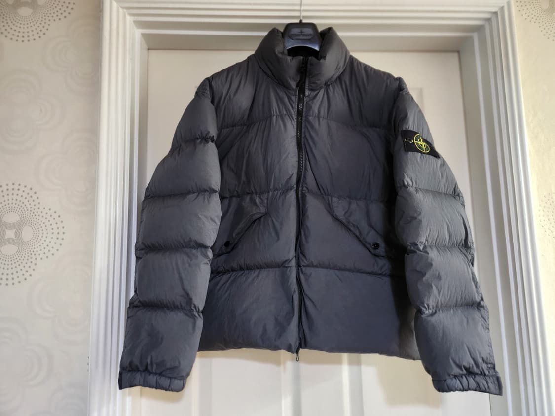 [M]스톤아일랜드 23fw 크링클랩스 논후드 리드그레이 상품이미지1