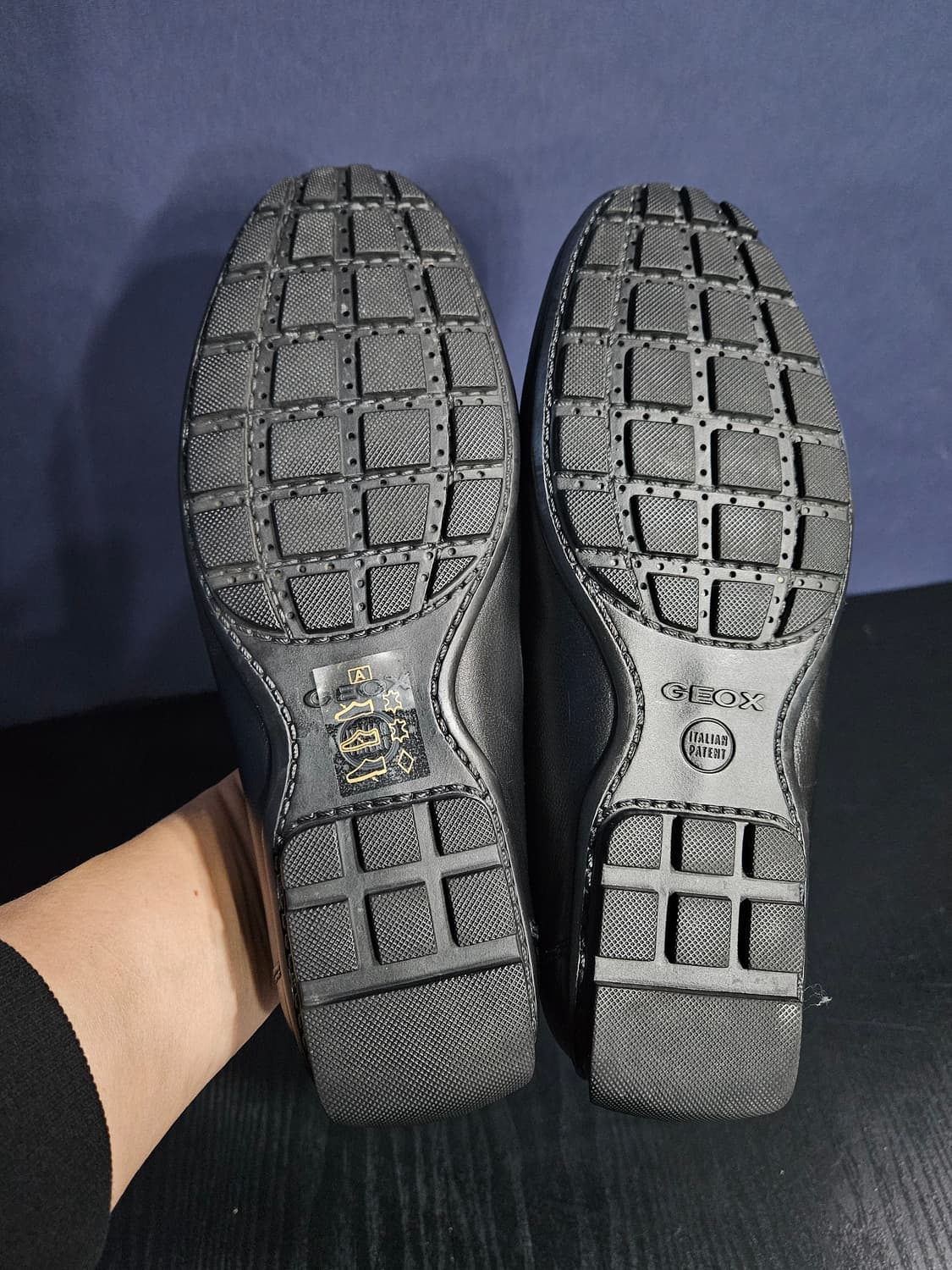 제옥스 블랙컬러 남성 260 로퍼  상품이미지9