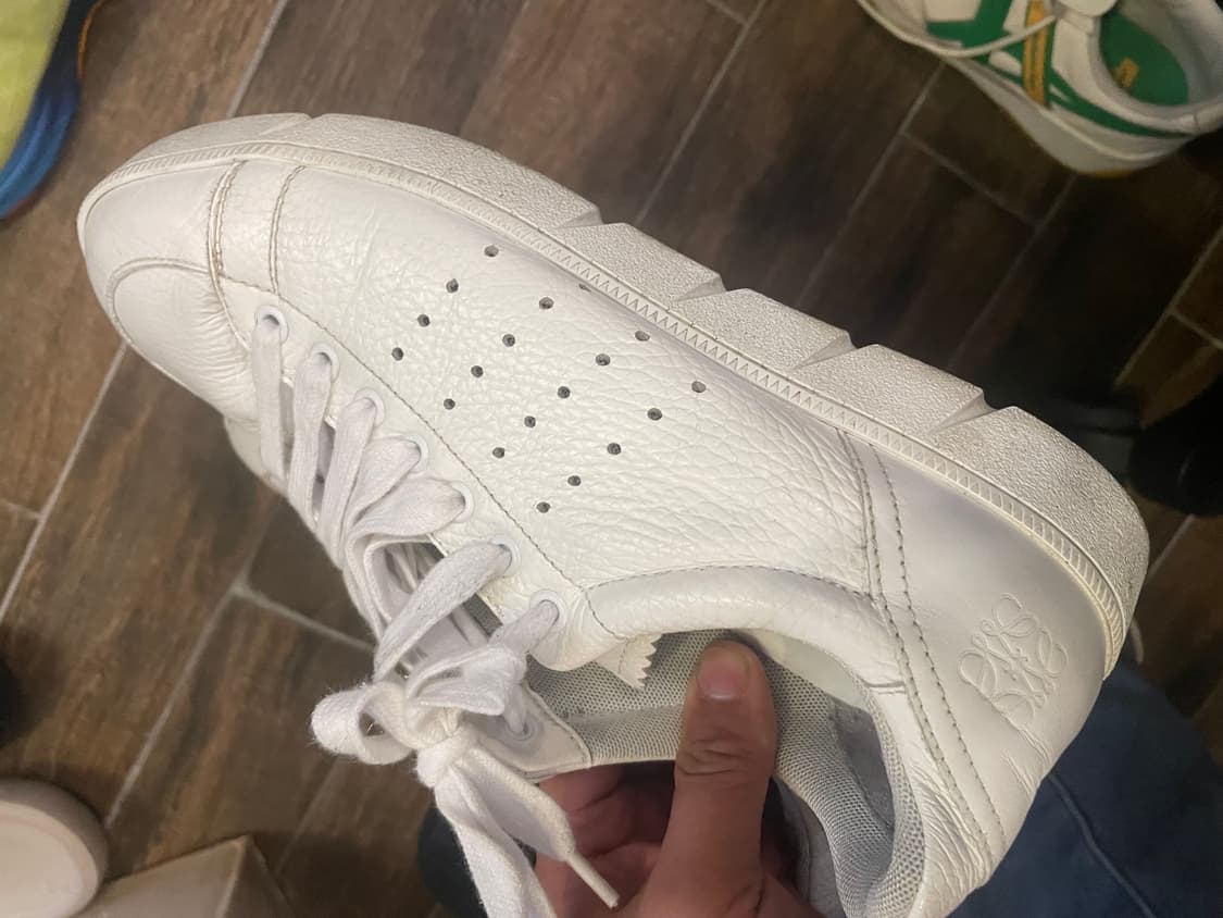 로에베 화이트 스니커즈260 상품이미지1