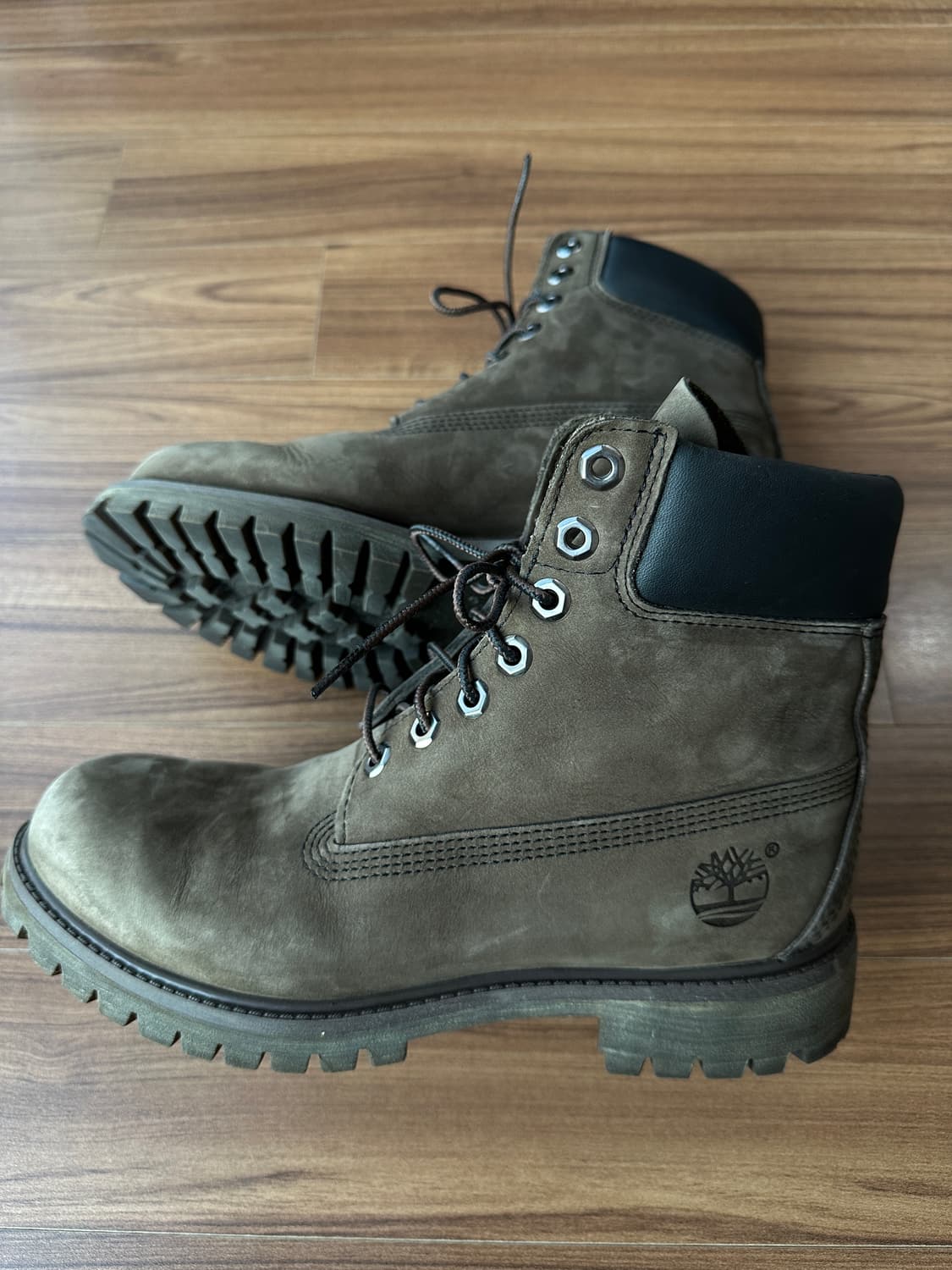 팀버랜드 6인치 프리미엄 부츠 다크브라운 7.5W(255)  상품이미지1