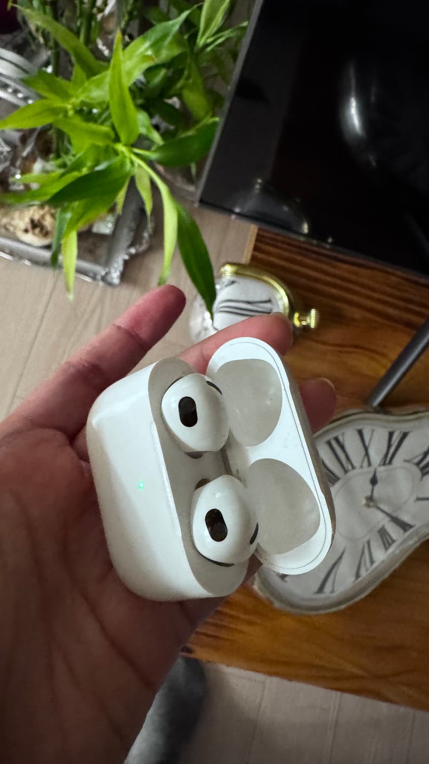 정품 에어팟 3세대 (2022) 상품이미지4