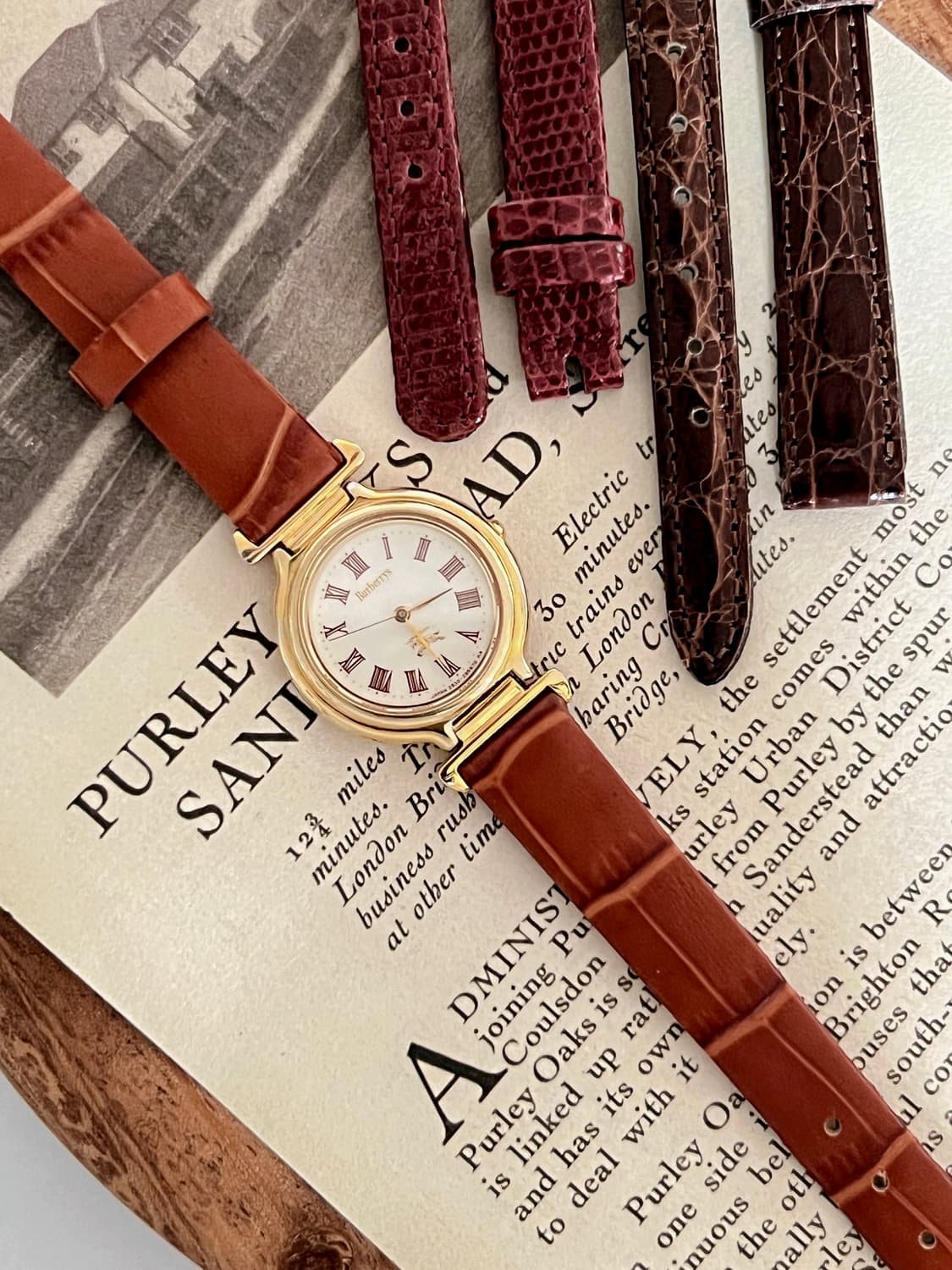 BURBERRY  골드 라운드 버버리 빈티지 시계 상품이미지2