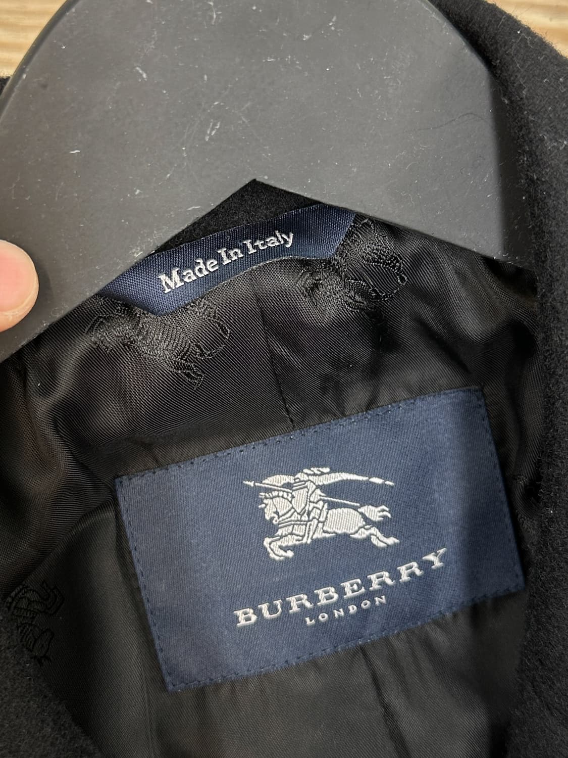 버버리 체스터필드 캐시미어 울 코트 상품이미지7