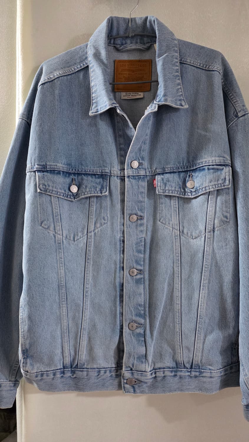 리바이스 빈티지 오버핏 연청 트러커 자켓 상품이미지1