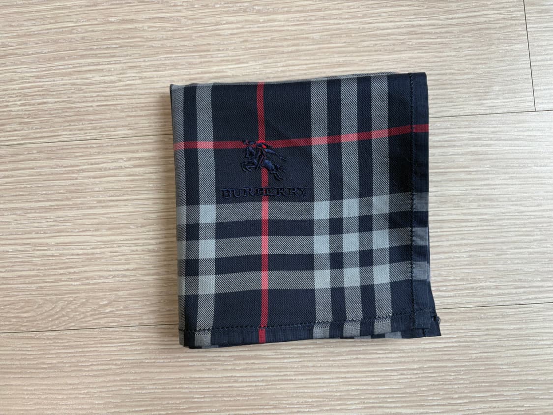 버버리 손수건 쁘띠 상품이미지1