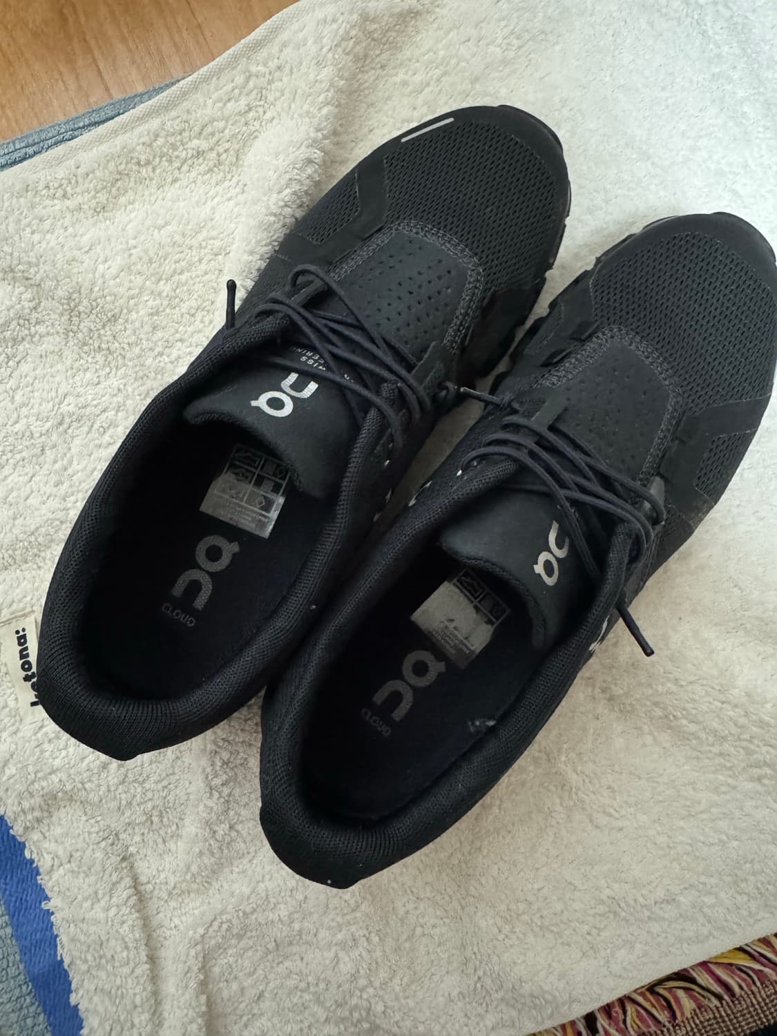 온러닝 Cloud 5 W All Black (7사이즈) 상품이미지3