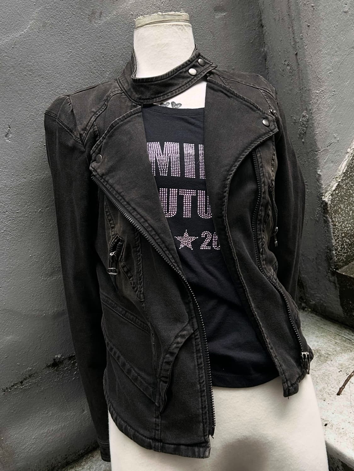 2000s Jpn y2k 큐빅 디테일 딱붙핏 블랙 반팔티  상품이미지1