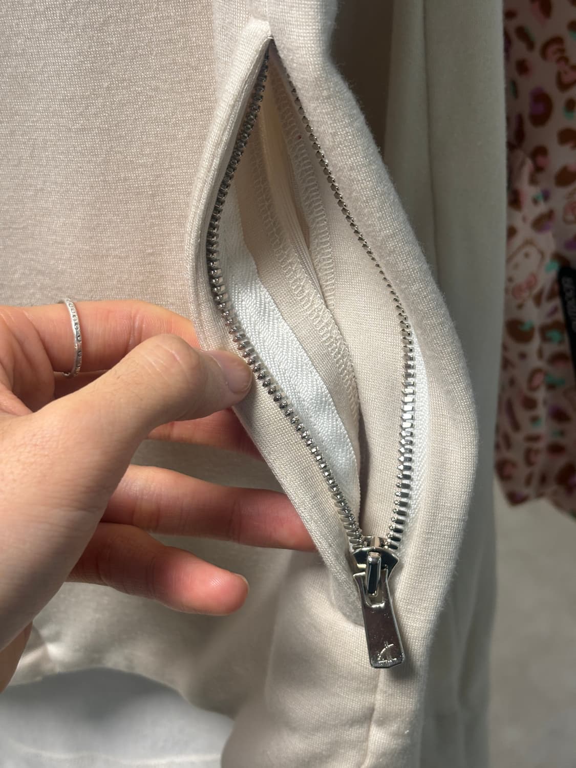 Bajra 비대칭 후드집업 상품이미지8