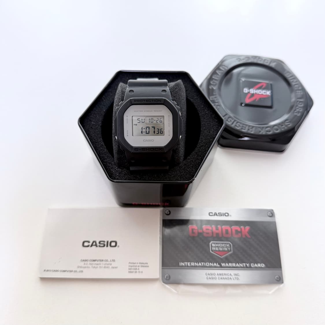 지샥 DW-5600LCU(화이트) 상품이미지1