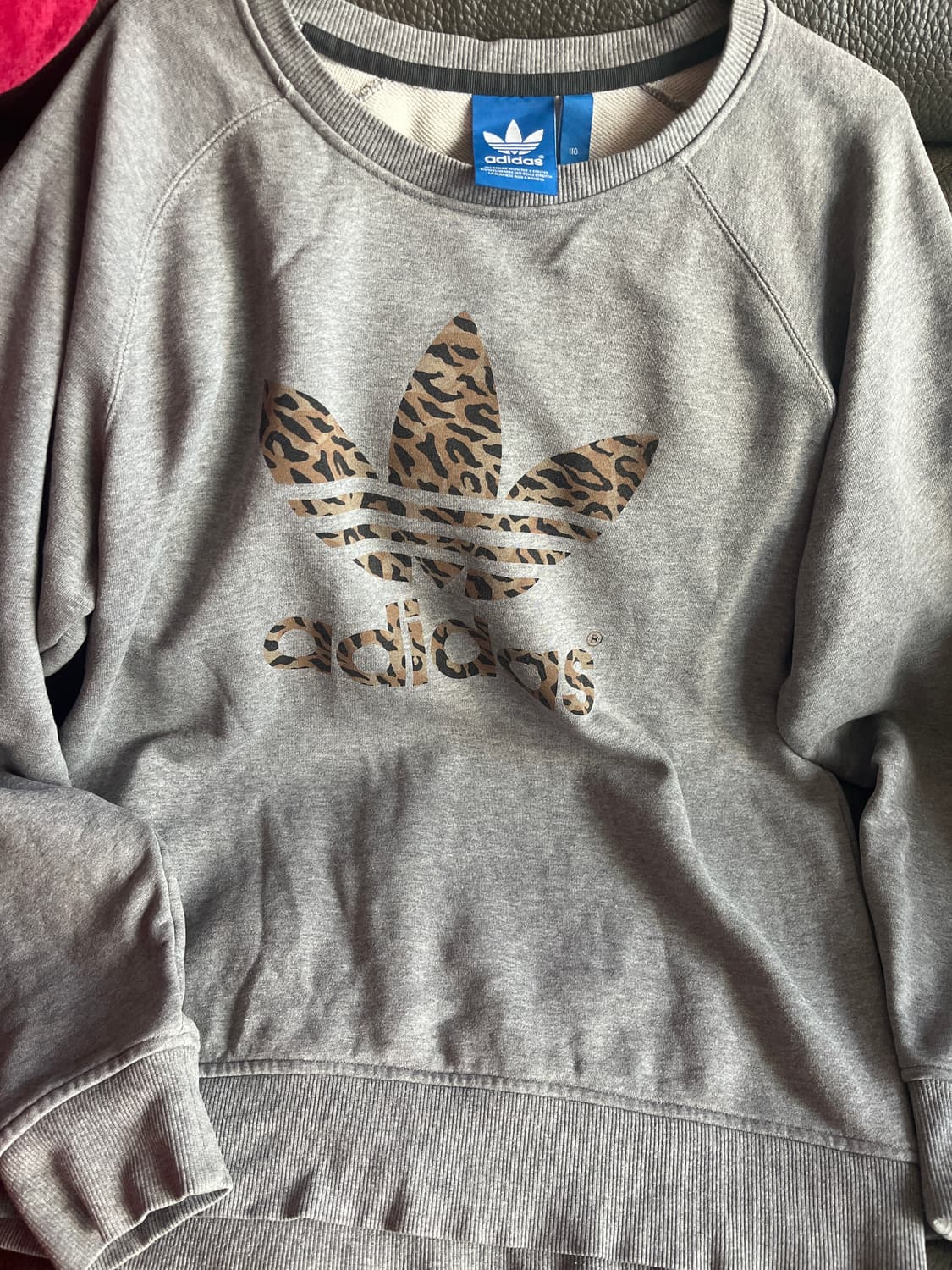 아디다스 레오파드 맨투맨 상품이미지3