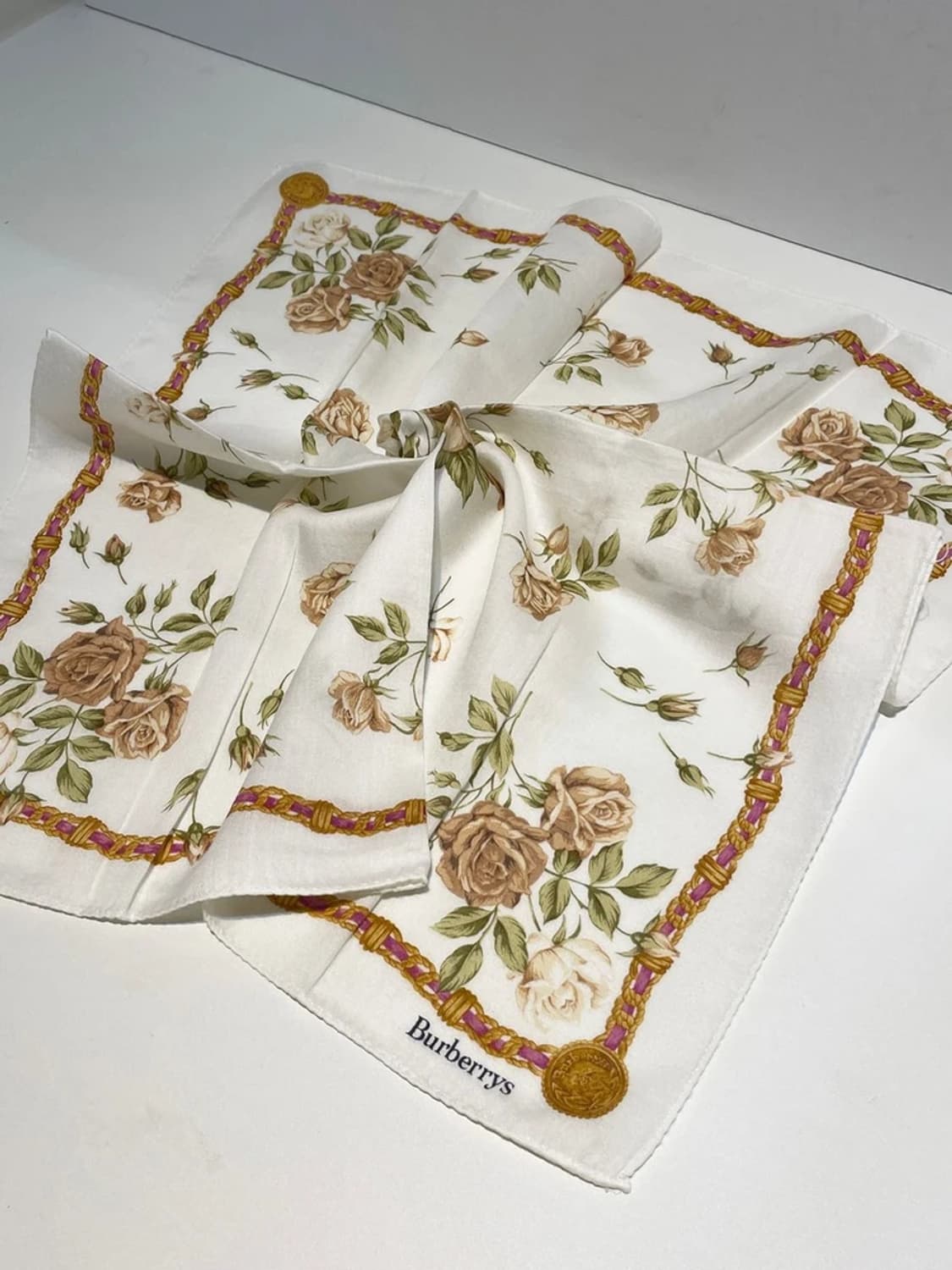 버버리 00s 시그니처 재팬 플라워 쁘띠 반다나 손수건 A1210 상품이미지2