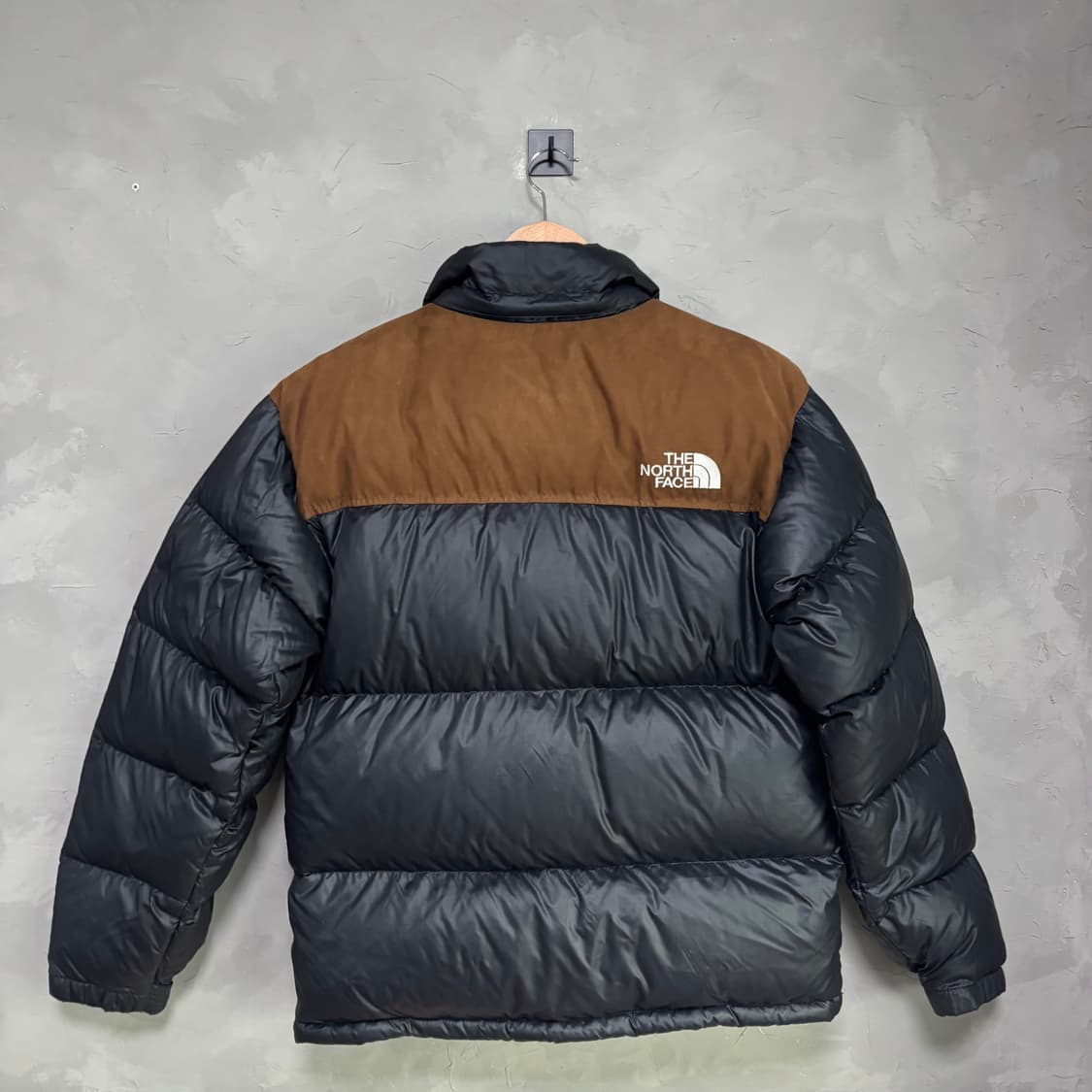 노스페이스 700LTD 눕시 구스다운 패딩 브라운 블랙 상품이미지5